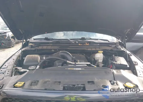 2018 Ram 1500 Express 4X4 5'7 Box z USA, uszkodzony, nr VIN 3C6RR7KT4JG269748